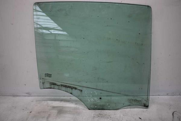 VITRE RENAULT - Vue 1